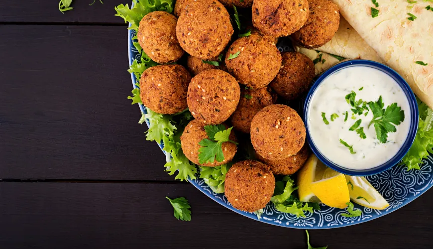 Ein tolles Rezept für Falafel Schritt für Schritt